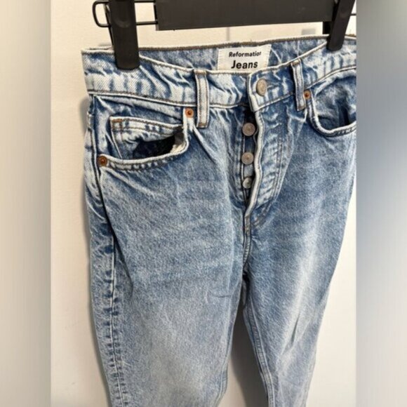 EUC- REFORMATION CYNTHIA HIGH RISE STRAIGHT JEAN- Size 24 - Picture 10 of 11